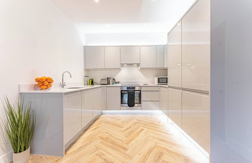 Reading Apartment | Celador Apartments - Wellington House