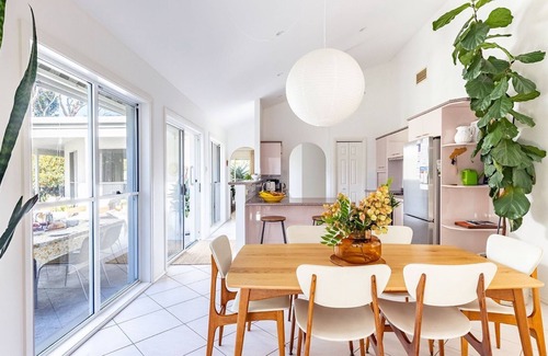 Corlette House | Celeste, 26 Bonito Street - Tranquil, Stylish & Pet friendly