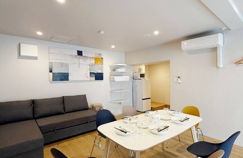 Hiroshima City Centre Apartment | Celine Kanayama 101