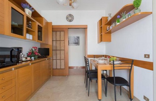 Bullona Apartment | Cenisio 10A