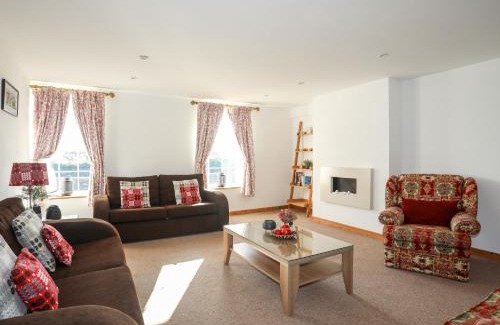 Llanystumdwy House | Cennin