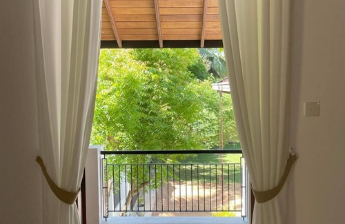 Negombo Villa | Cenreeza Airport Villa