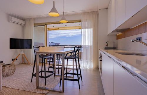 Juan-les-Pins Apartment | Center Bay Luxueux appartement avec vue mer 6 eme etage
