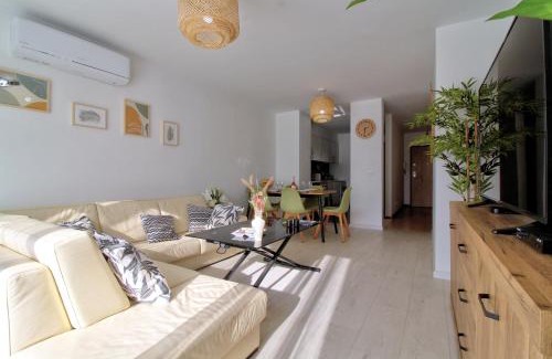 Olhao Apartment | Center location, AC, swimming pool, and parking