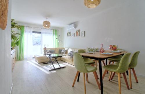 Olhao Apartment | Center location, AC, swimming pool, and parking