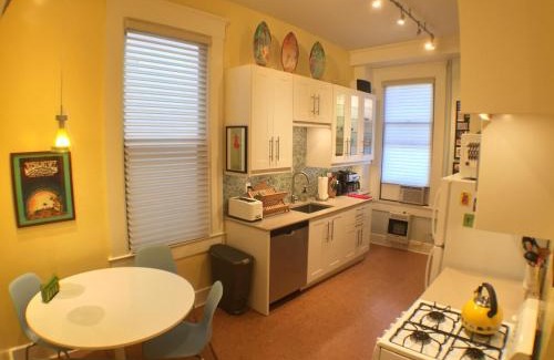 Over-the-Rhine Apartment | Center of Action PARK ONSITE Gated on 2nd Fl