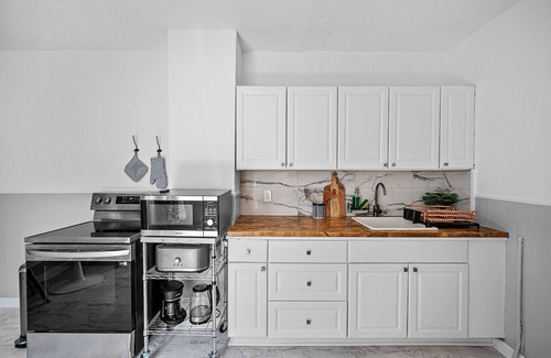Cleveland Apartment | Center of Little Italy #2