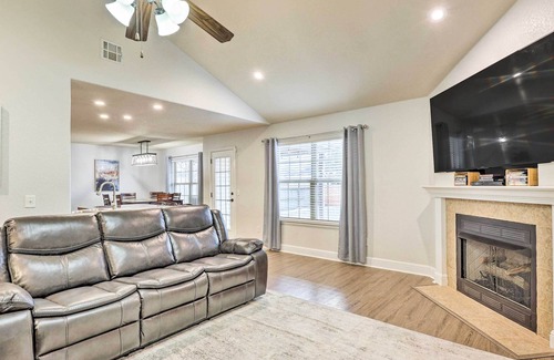Centerton House | Centerton Home w/ Patio ~ 6 Mi to Bentonville