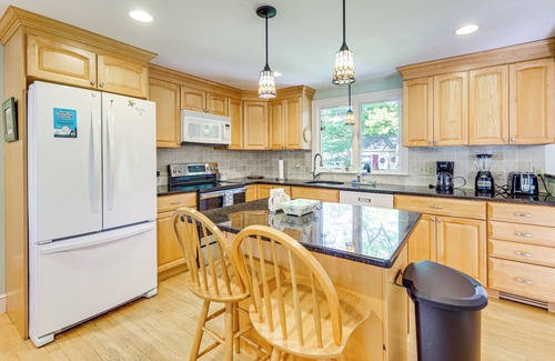 Centerville House | Centerville Escape w/Pool ~ 3 Mi to Beach!