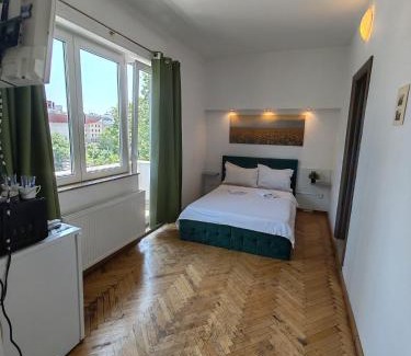 Bucharest City-Centre Apartment | Central 1 Budget Accomodation