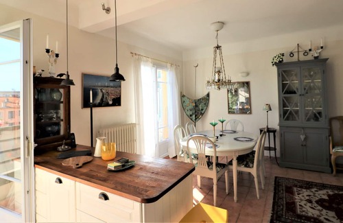 Le Piol Apartment | Central apartment-60m2 terrace and parking!