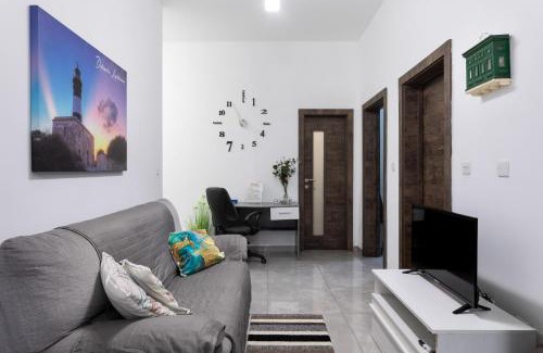 Gzira Apartment | Central Apartment Close to Uni, Sliema & Mater Dei
