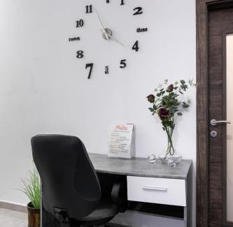 Gzira Apartment | Central Apartment Close to Uni, Sliema & Mater Dei