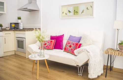 Centro Apartment | Central Apartment in Mezquitilla, Málaga - Ideal for Vacation Rentals
