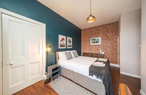 Murthly Apartment | Central Apartment - Industrial