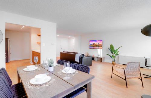 Crystal City Apartment | Central Apartment with Easy Metro Access