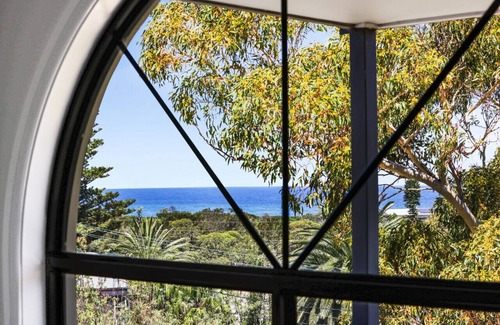 Avalon Beach House | Central Beach House