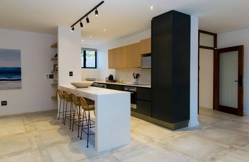 Camps Bay House | Central Beach Villas