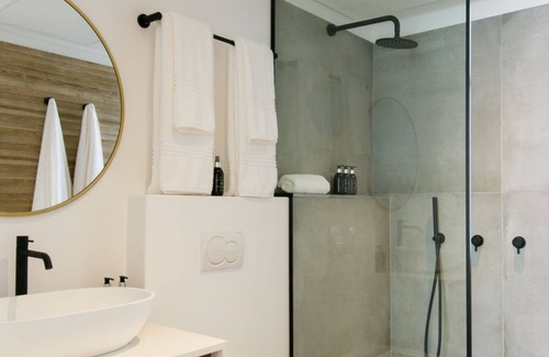 Camps Bay House | Central Beach Villas