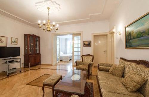 Slavija Apartment | Central Belgrade Apartment 2