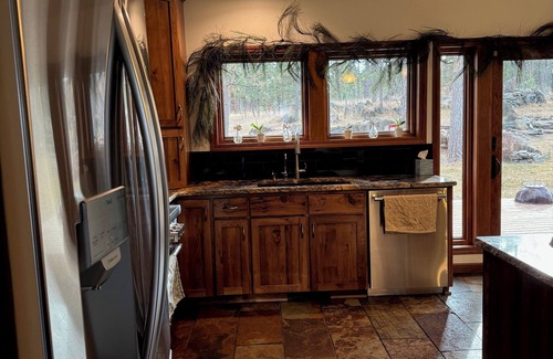 Rockerville House | Central Black Hills Retreat: 3BR home w/hot tub, pool, & private deck oasis!