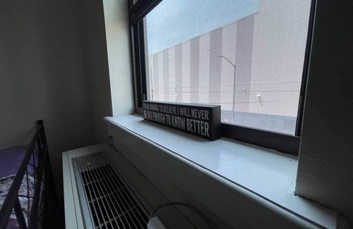 Bushwick Apartment | Central Bushwick Room.