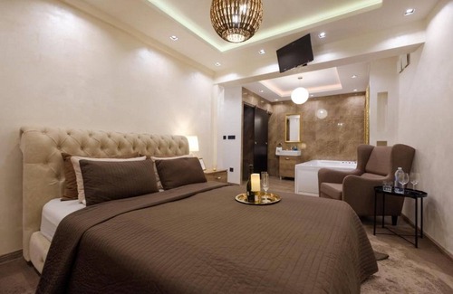 Zemun House | Central Business Suites with Hot Jacuzzi
