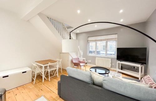 Camden Town with Primrose Hill Apartment | Central Camden Apartment P3