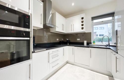 Camden Town with Primrose Hill Apartment | Central Camden Apartment P3