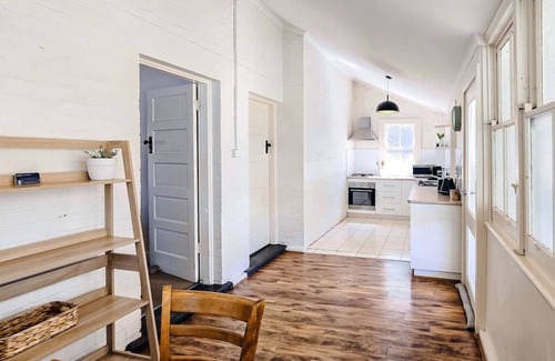 Wagga Wagga House | Central Charm on Best Street
