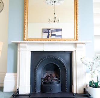 Cheltenham Apartment | Central Cheltenham, Regency 1st Floor Apartment with PARKING, Cavalier Suite - Sleeps 6