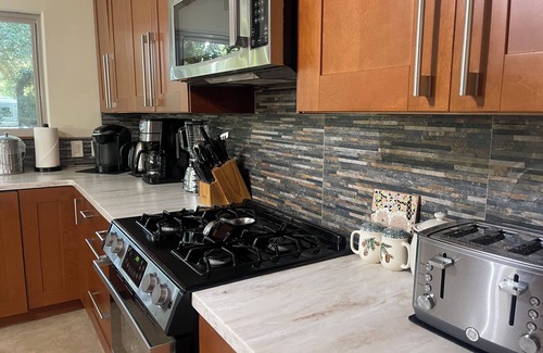 Ben Lomond House | Central Coast , Meadow, Great Roads, Wildlife, Hot-Tub, Polite Pets Welcome