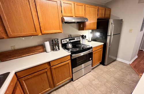 Durham Condo | Central Condo-walk to Southpoint Mall, allows pets
