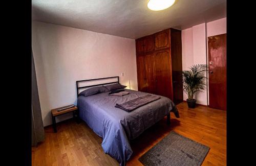 Ixtacalco Apartment | Central & Cozy Studio with Rooftop View 1