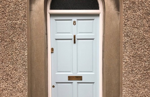 Crickhowell House | Central Crickhowell Cottage amazing location Brecon Beacons!