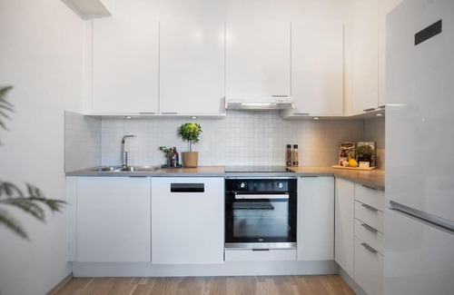 Sinsen Apartment | Central, Delicate & lovely 3-room apartment