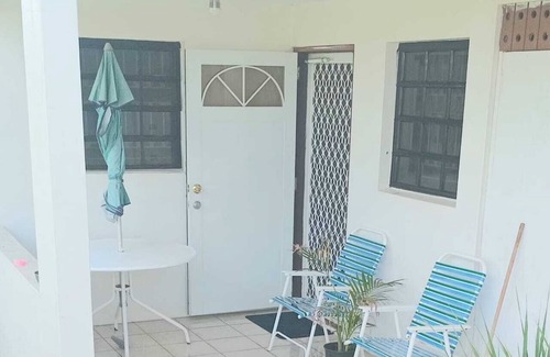 Ogees Apartment | "Central Gem: 5 Min to Airport, Frigate Bay & Downtown Port"