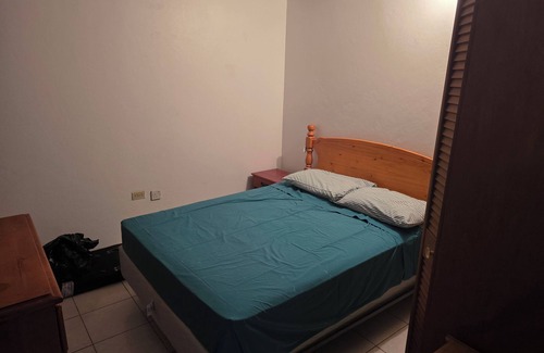 Ogees Apartment | "Central Gem: 5 Min to Airport, Frigate Bay & Downtown Port"