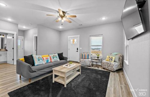 Benton County House | Central Getaway Off of I-49