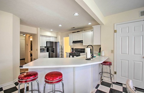 Harrisonburg House | Central Harrisonburg Home w/Fenced-In Yard!
