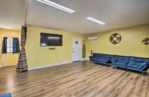 Piney House | Central Hot Springs Family Home with Deck!
