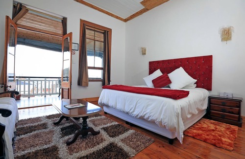 Simon's Town Bed & Breakfast | Central Hotel Guest House