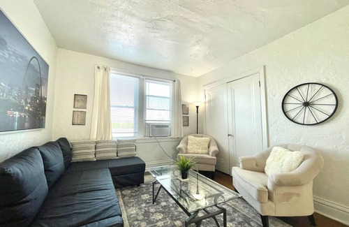 St. Louis Apartment | Central Jewel of Saint Louis!