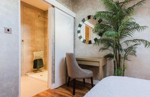 Knutsford Apartment | Central Knutsford Apartment