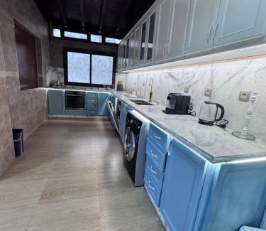 Quartier Mozart Apartment | Central Large apartment with stone sauna and jacuzzi
