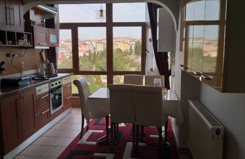 Mecidiyekoy Apartment | Central location 20 Min from Taksim