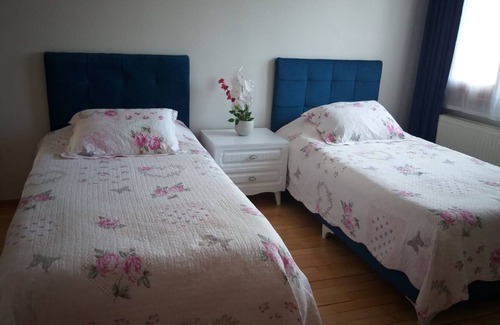 Mecidiyekoy Apartment | Central location 20 Min from Taksim