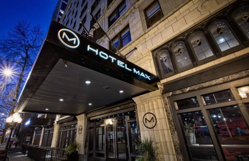 Downtown Seattle Apartment | Central Location, City Views & More Hotel Perks!