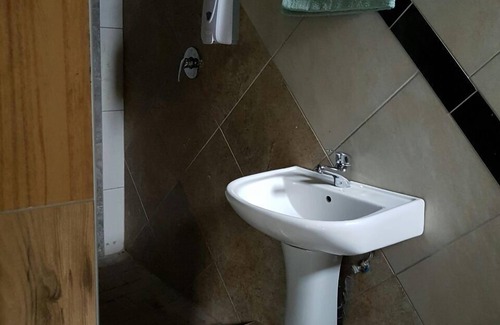 Houghton Estate Hotel | Central Lodge Hotels