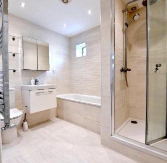 Maida Vale Apartment | Central London 2 bedrooms apartment sleep 6 Free parking